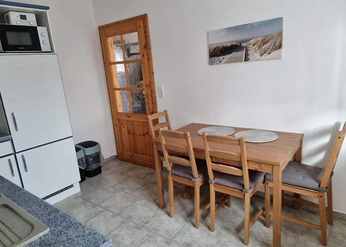 Hébergement de vacances Gemuetliches Mit Garten Und Terrasse By Interhome Norden